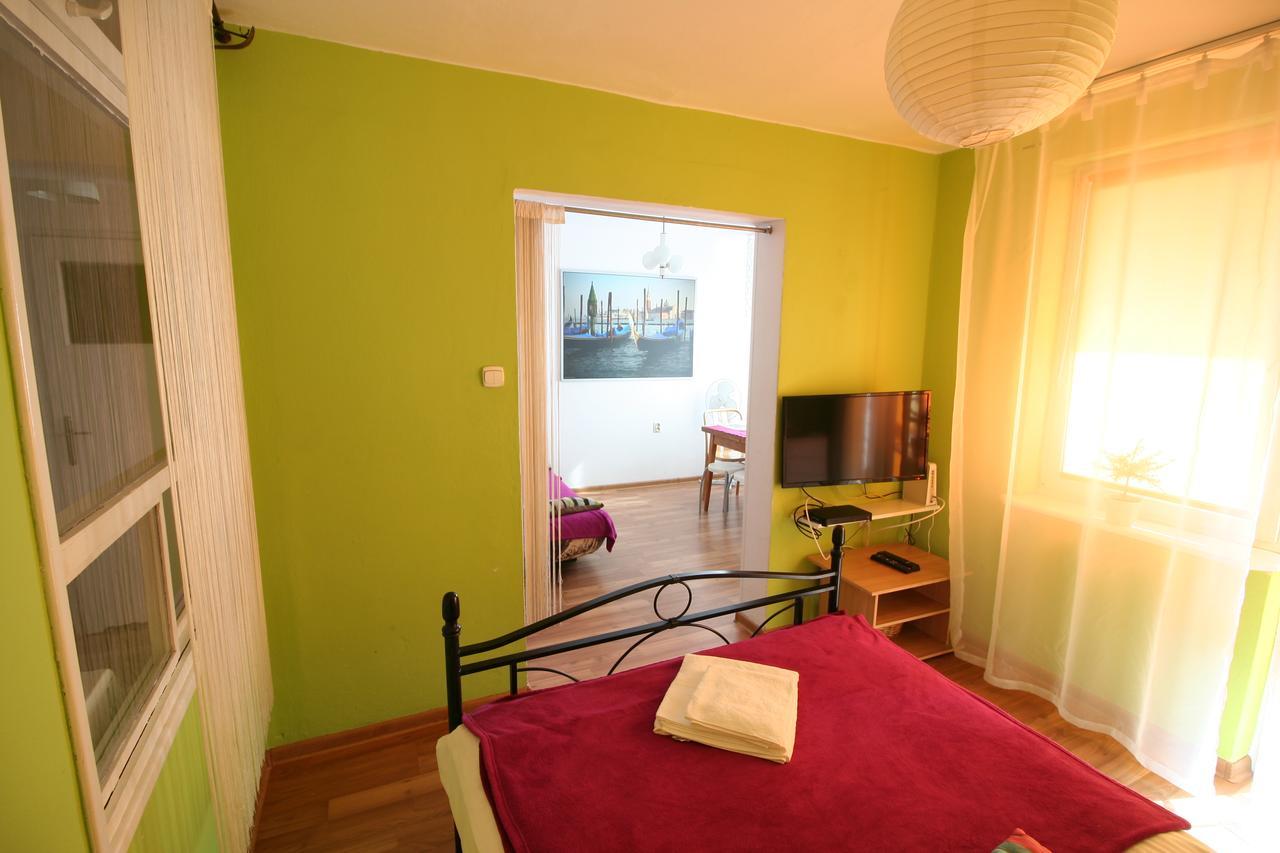 Apartamenty Varsovie Twarda City ภายนอก รูปภาพ