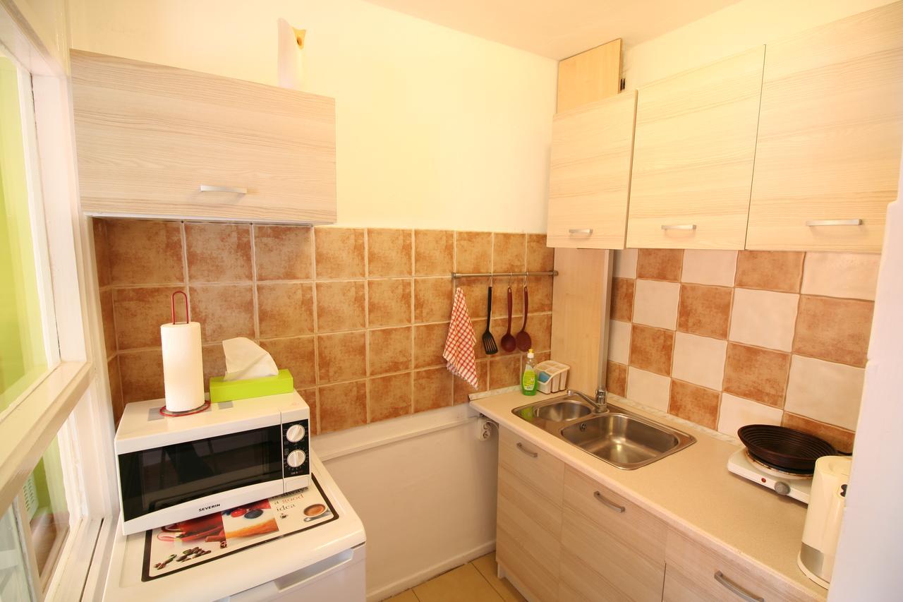 Apartamenty Varsovie Twarda City ภายนอก รูปภาพ