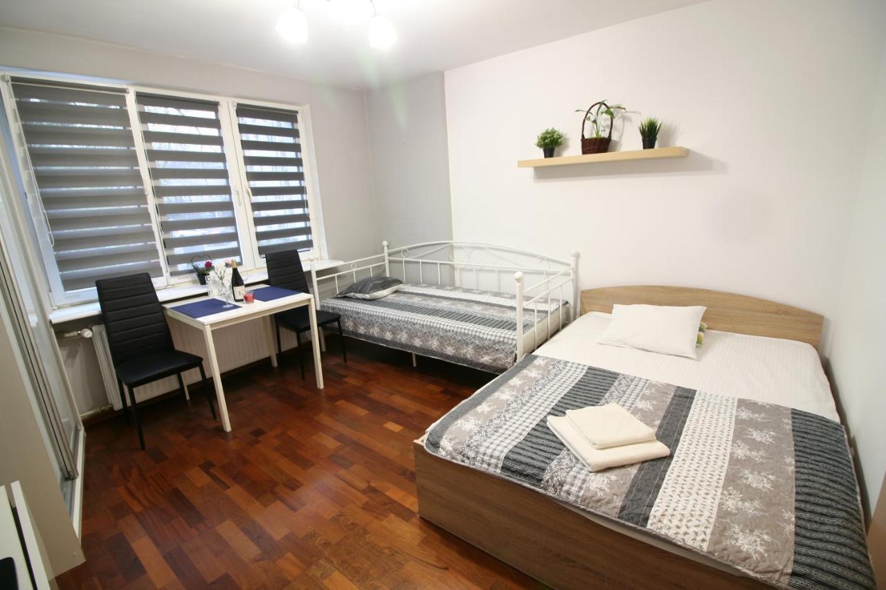 Apartamenty Varsovie Twarda City ภายนอก รูปภาพ